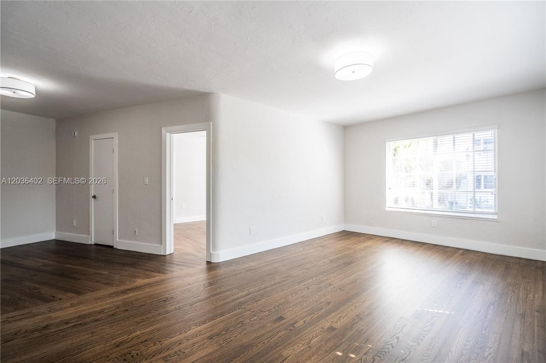 В аренду: $3,200 (3 спален, 2 ванн, 980 Квадратных фут)