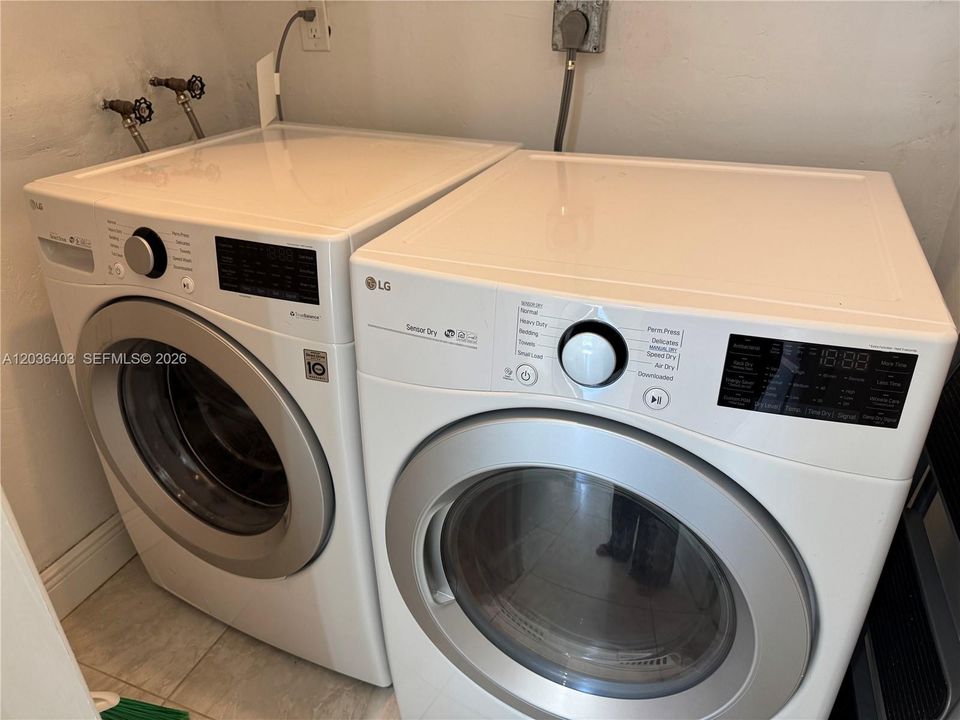 En Renta: $2,500 (2 camas, 1 baños, 800 Pies cuadrados)