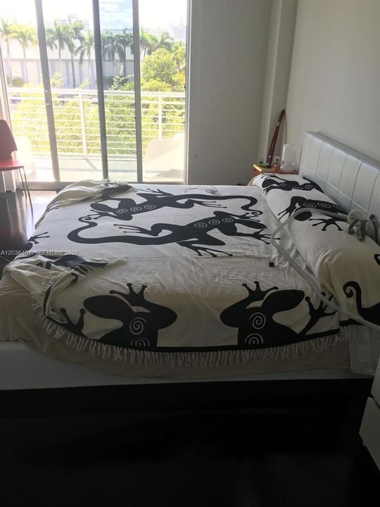 En Renta: $3,950 (1 camas, 1 baños, 966 Pies cuadrados)