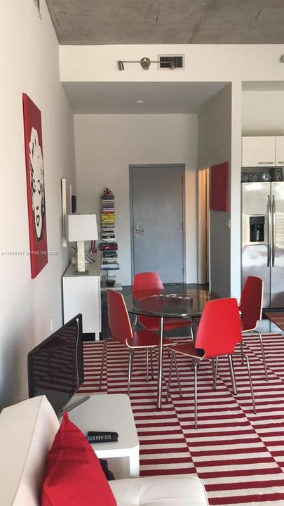 En Renta: $3,950 (1 camas, 1 baños, 966 Pies cuadrados)