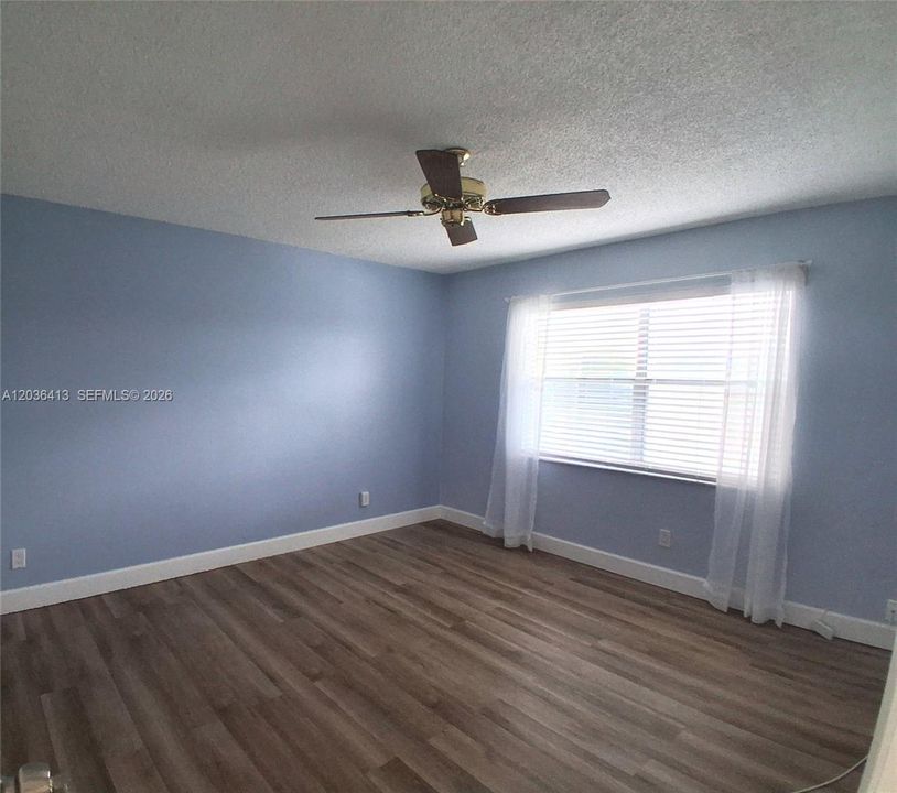 For Sale: $119,900 (2 beds, 2 baths, 850 Square Feet)