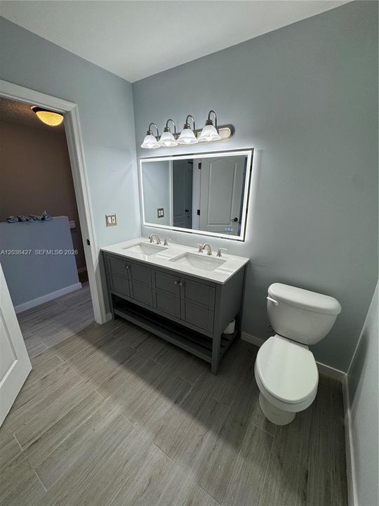 Recently Rented: $2,495 (2 beds, 1 baths, 1140 Square Feet)