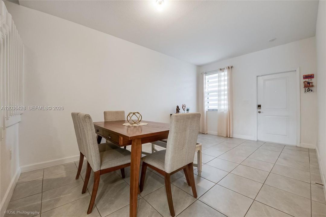 For Sale: $539,000 (3 beds, 2 baths, 1695 Square Feet)
