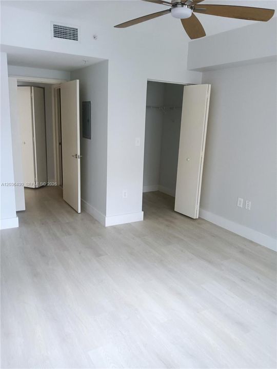 For Rent: $2,190 (1 beds, 1 baths, 828 Square Feet)