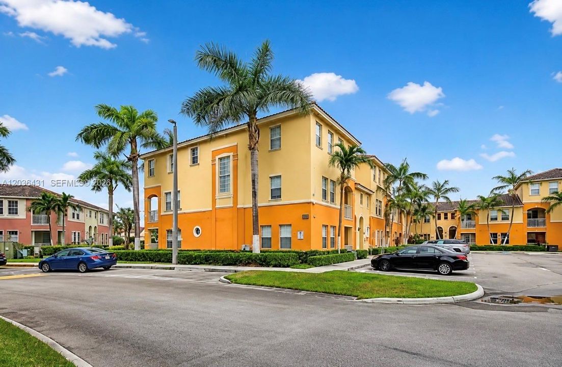 For Sale: $399,000 (3 beds, 2 baths, 1340 Square Feet)