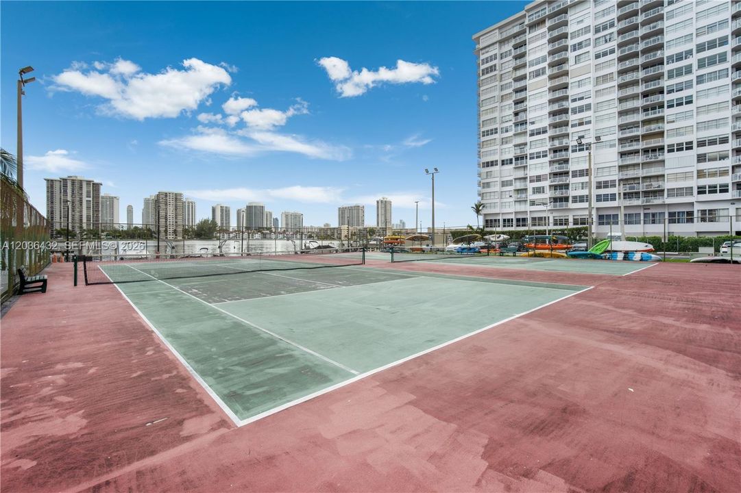 В аренду: $2,500 (2 спален, 2 ванн, 0 Квадратных фут)