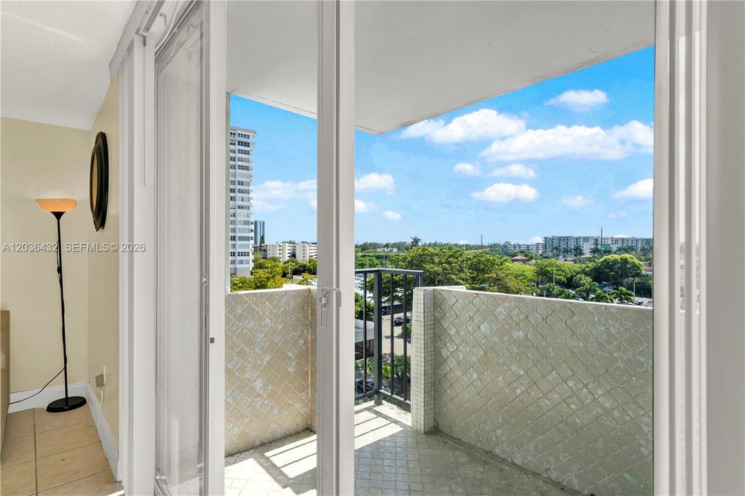 В аренду: $2,500 (2 спален, 2 ванн, 0 Квадратных фут)