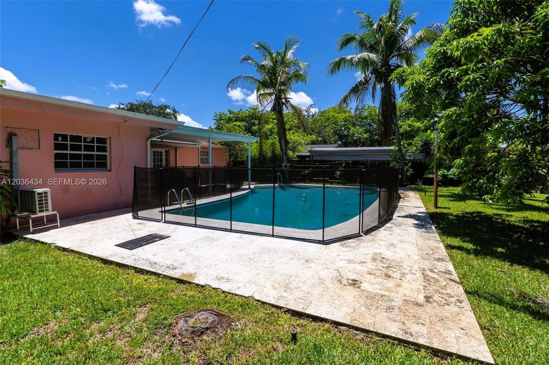 En Renta: $4,000 (3 camas, 3 baños, 1868 Pies cuadrados)