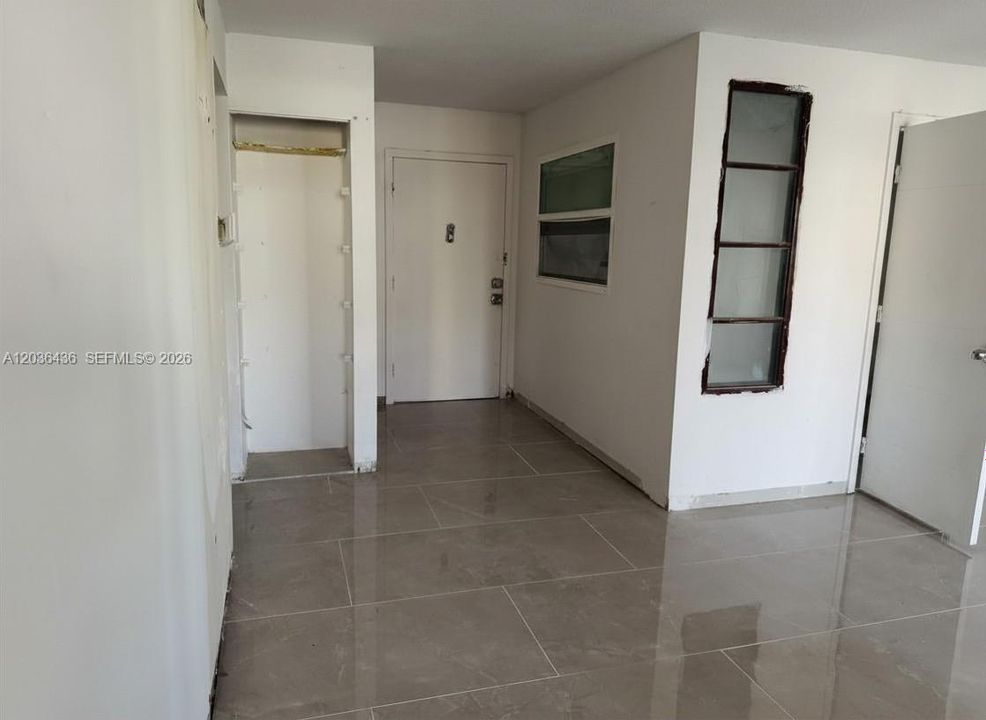 На продажу: $85,000 (1 спален, 1 ванн, 755 Квадратных фут)