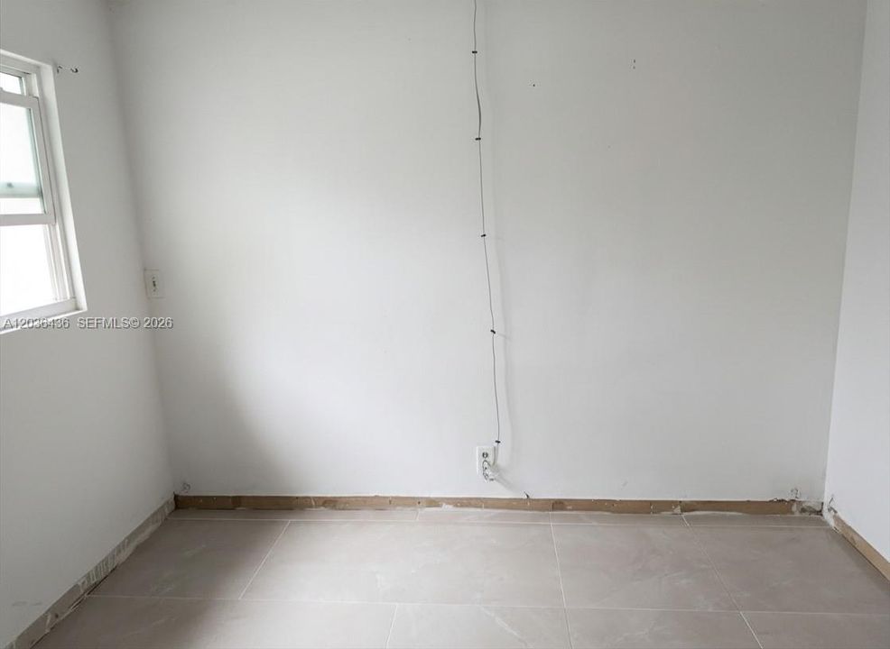На продажу: $85,000 (1 спален, 1 ванн, 755 Квадратных фут)