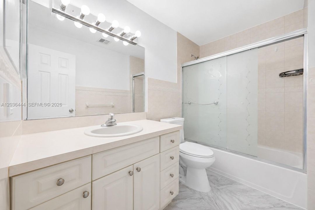 For Sale: $810,000 (4 beds, 2 baths, 1824 Square Feet)