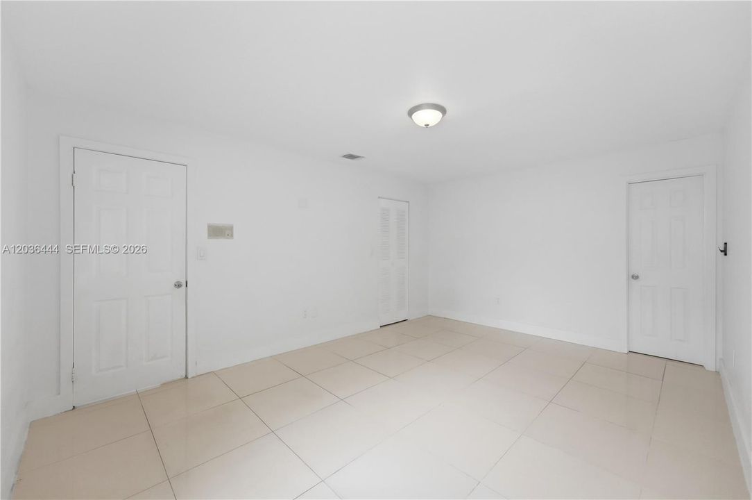 For Sale: $810,000 (4 beds, 2 baths, 1824 Square Feet)