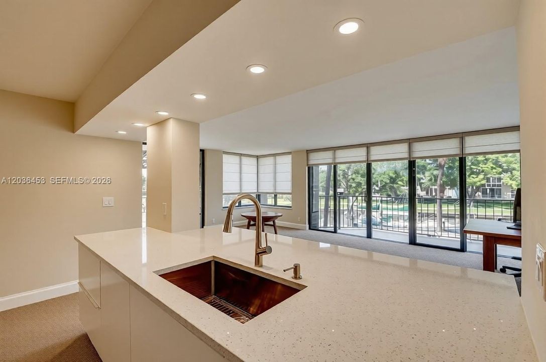 For Rent: $4,800 (2 beds, 2 baths, 1420 Square Feet)