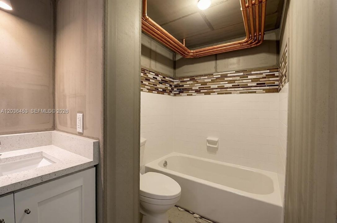 For Rent: $4,800 (2 beds, 2 baths, 1420 Square Feet)