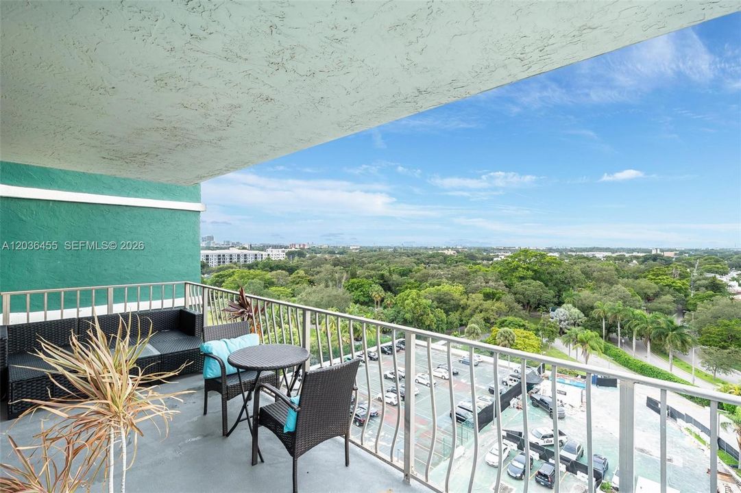 В аренду: $3,250 (2 спален, 2 ванн, 1316 Квадратных фут)