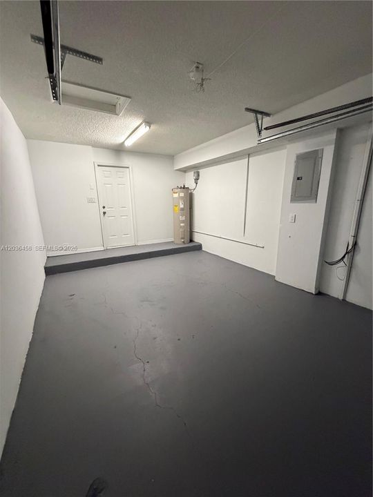 В аренду: $3,300 (3 спален, 2 ванн, 1667 Квадратных фут)