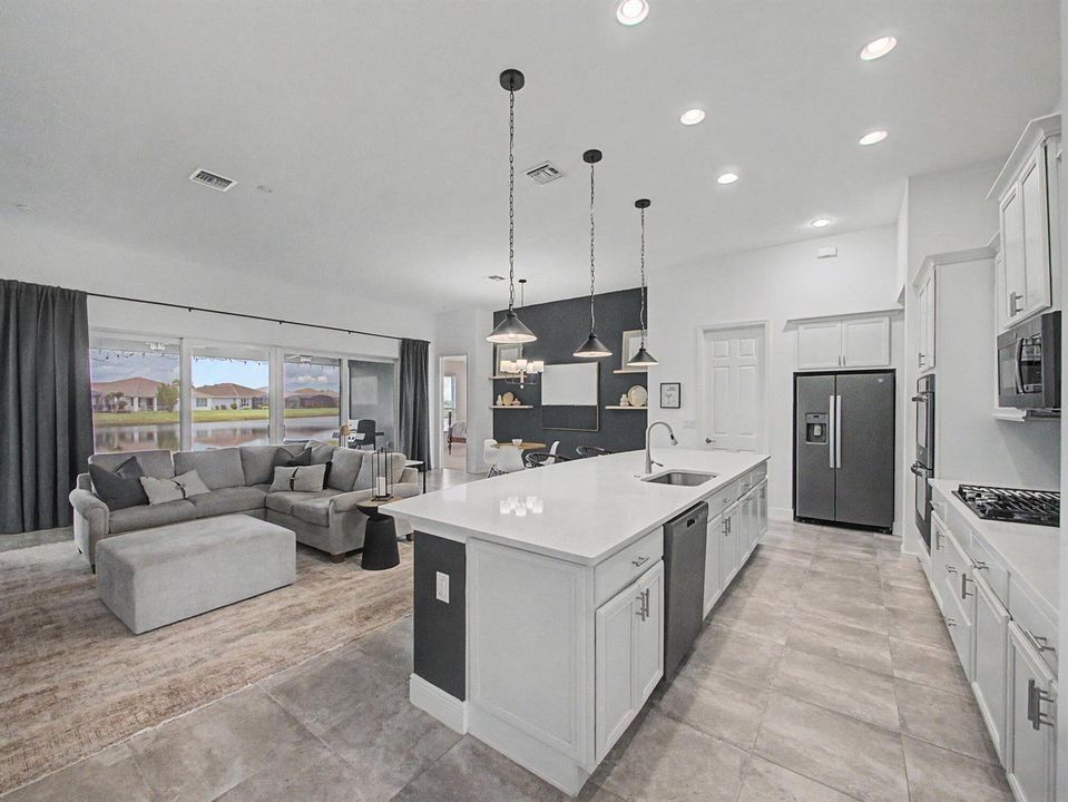 Kitchen/Living