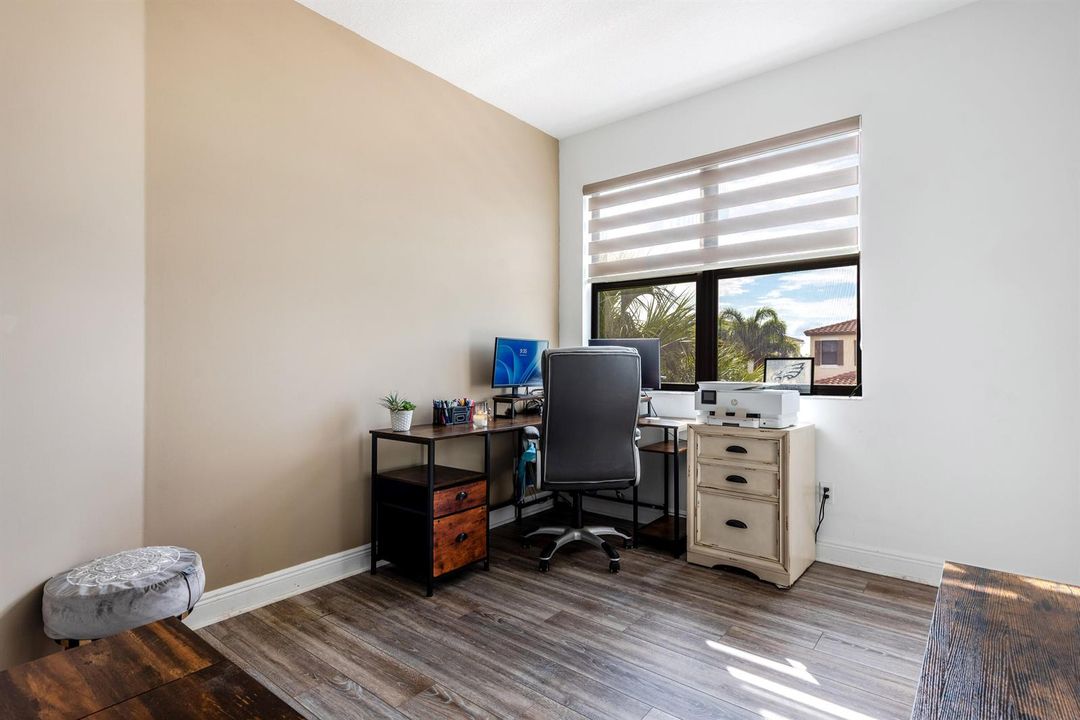 5539StarfishRdWestlake-1
