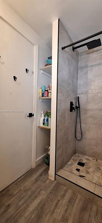 For Sale: $69,200 (3 beds, 2 baths, 1678 Square Feet)