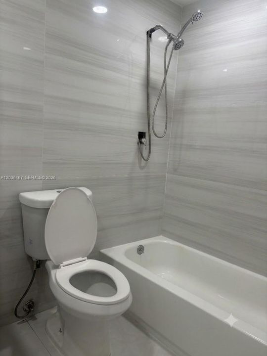 En Renta: $1,500 (1 camas, 1 baños, 1426 Pies cuadrados)