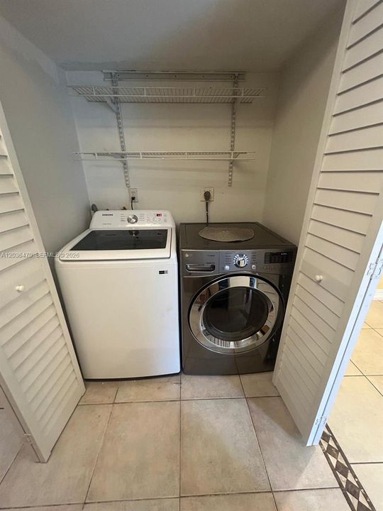 For Rent: $2,950 (3 beds, 2 baths, 1630 Square Feet)