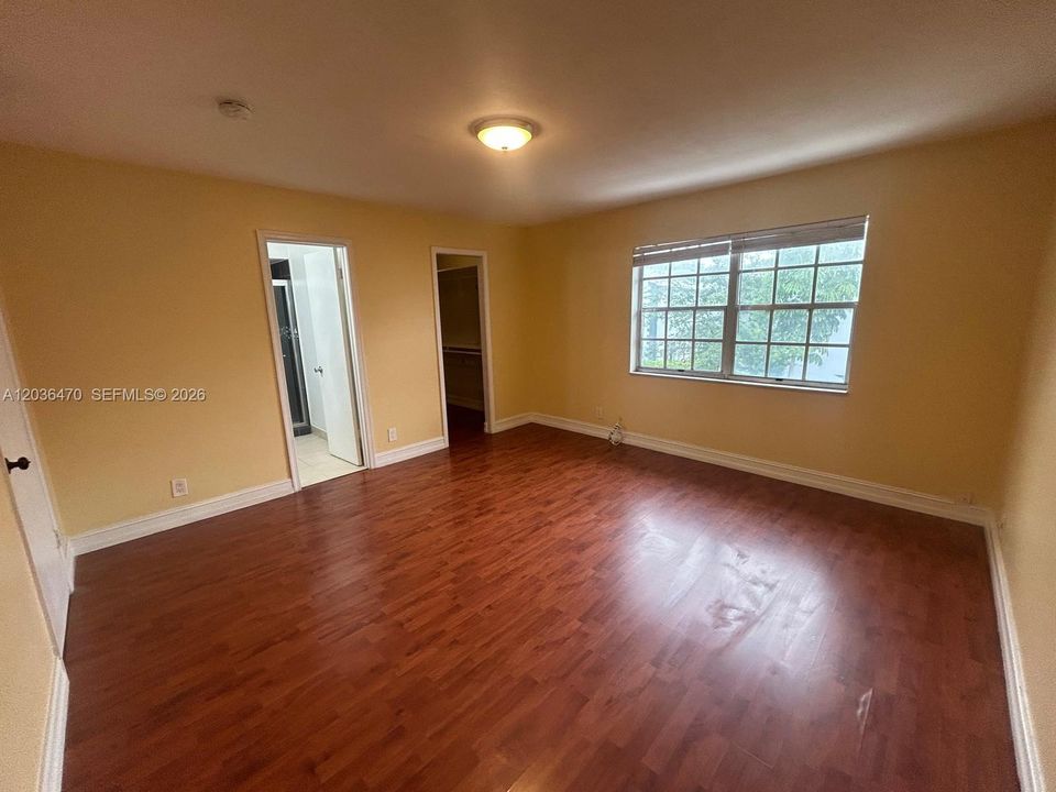 For Rent: $2,950 (3 beds, 2 baths, 1630 Square Feet)