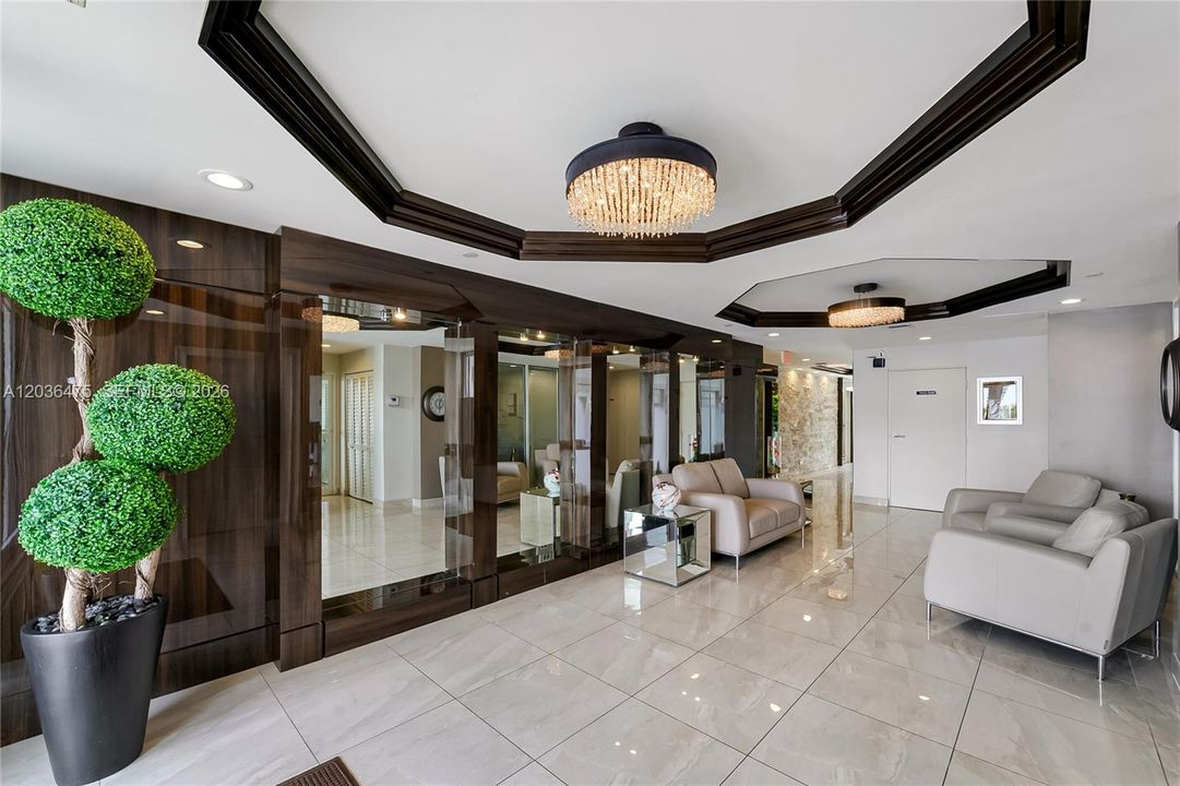For Sale: $1,275,000 (3 beds, 3 baths, 2220 Square Feet)
