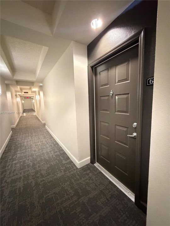 For Rent: $2,950 (2 beds, 2 baths, 1010 Square Feet)