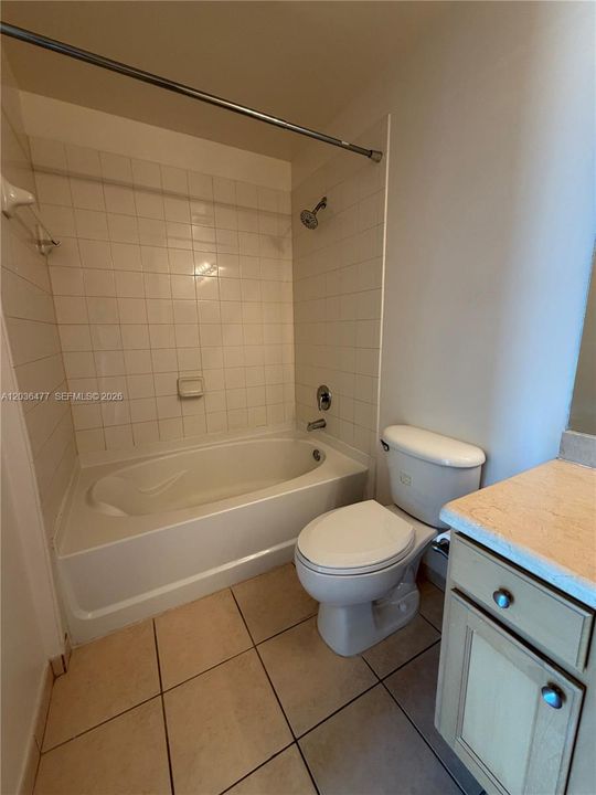 For Rent: $2,950 (2 beds, 2 baths, 1010 Square Feet)