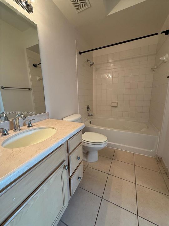For Rent: $2,950 (2 beds, 2 baths, 1010 Square Feet)