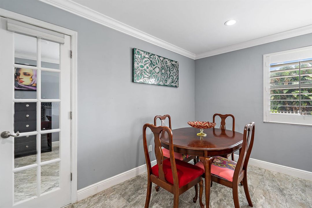 1779 Len Dr 2 bedroom dining area