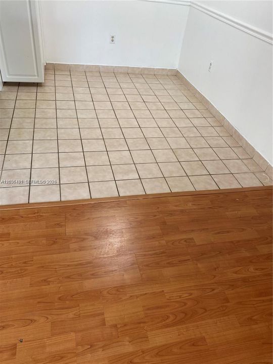 En Venta: $289,900 (2 camas, 2 baños, 1016 Pies cuadrados)