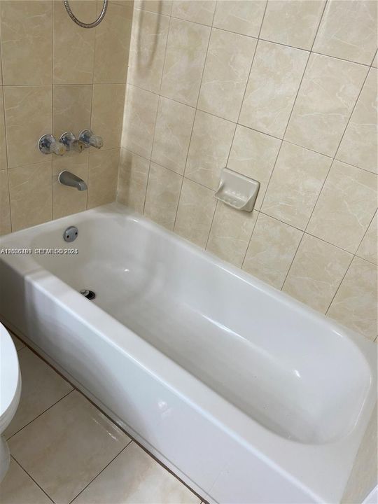 En Venta: $289,900 (2 camas, 2 baños, 1016 Pies cuadrados)