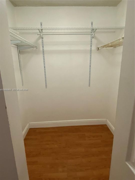 En Venta: $289,900 (2 camas, 2 baños, 1016 Pies cuadrados)