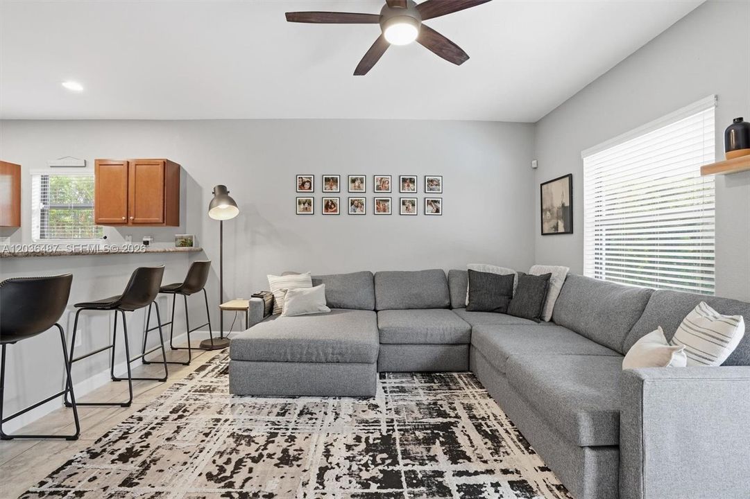 For Sale: $760,000 (4 beds, 3 baths, 1899 Square Feet)