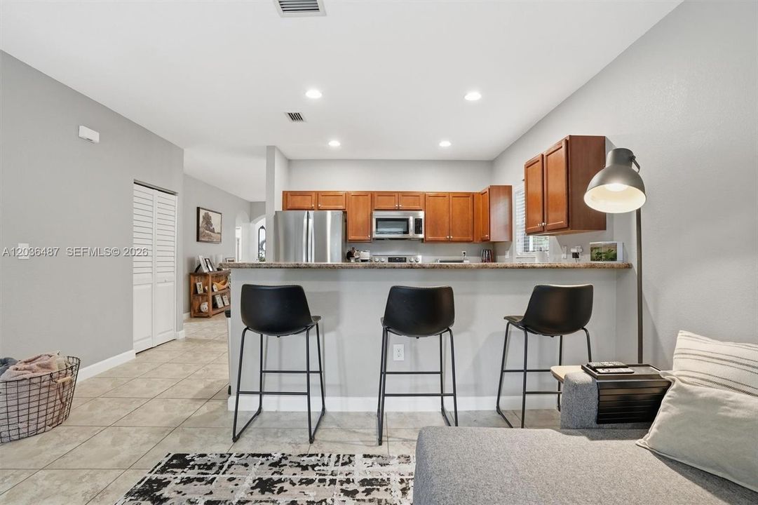 For Sale: $760,000 (4 beds, 3 baths, 1899 Square Feet)
