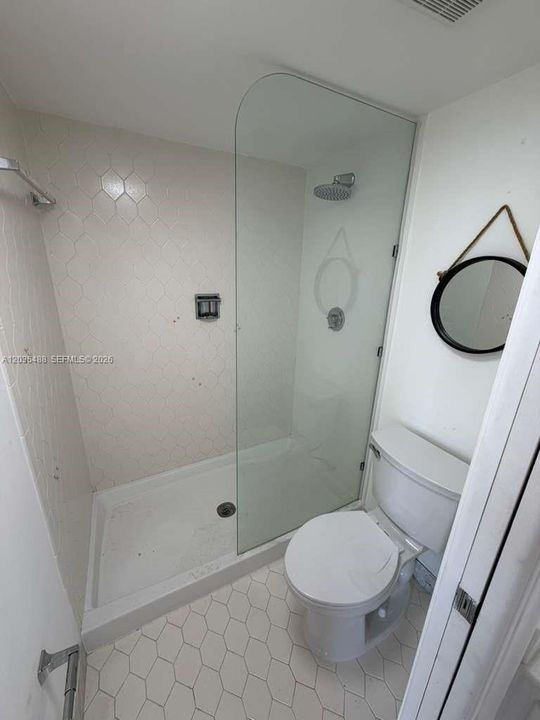 En Venta: $230,000 (2 camas, 2 baños, 1206 Pies cuadrados)