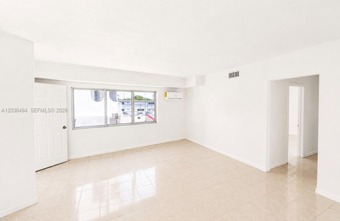В аренду: $1,750 (1 спален, 1 ванн, 0 Квадратных фут)