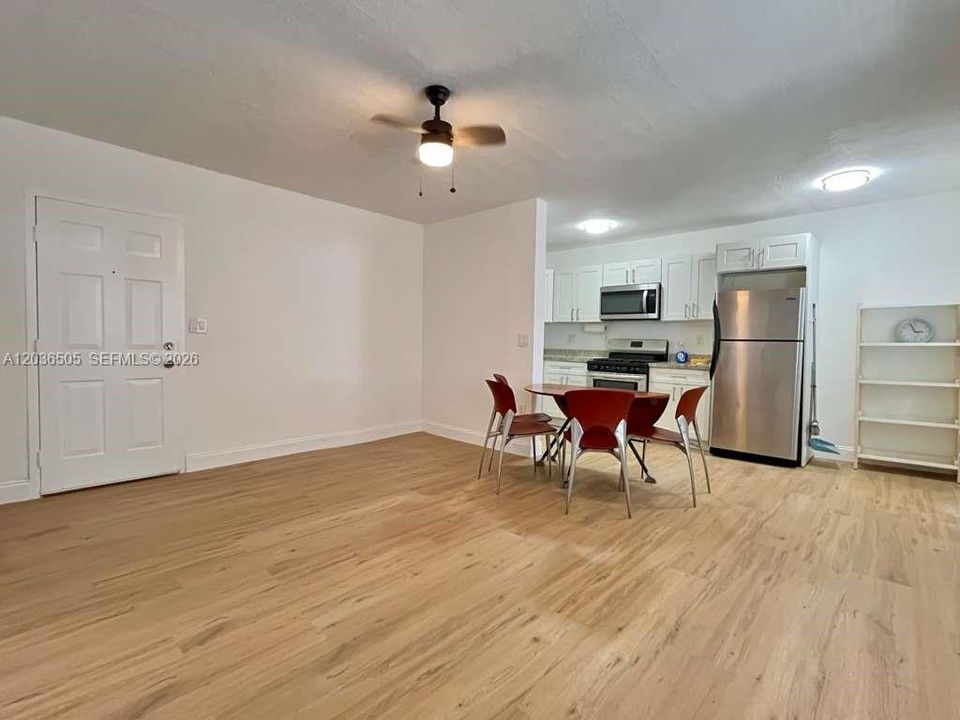 For Sale: $180,000 (0 beds, 1 baths, 394 Square Feet)