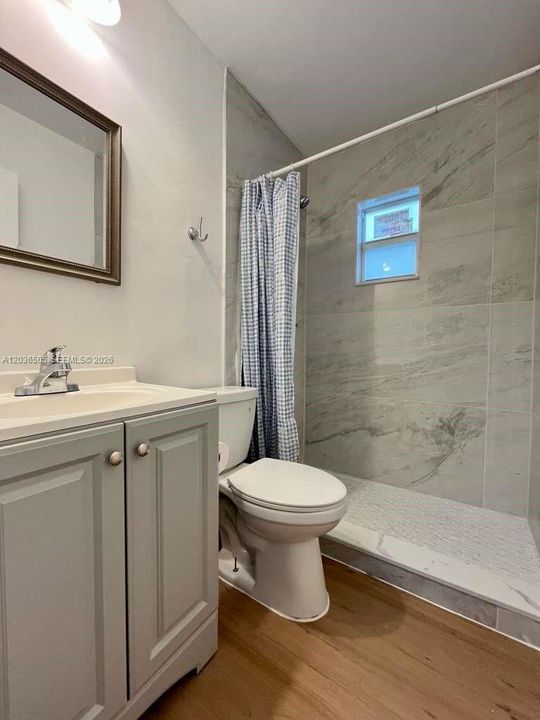For Sale: $180,000 (0 beds, 1 baths, 394 Square Feet)