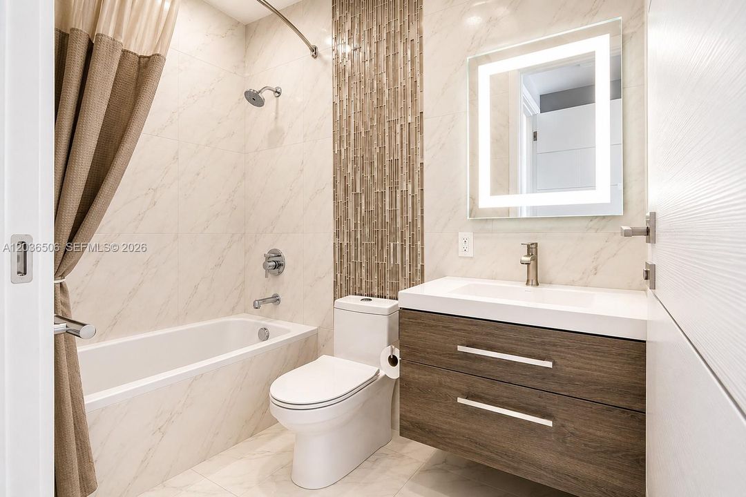 En Venta: $2,170,000 (4 camas, 4 baños, 1336 Pies cuadrados)
