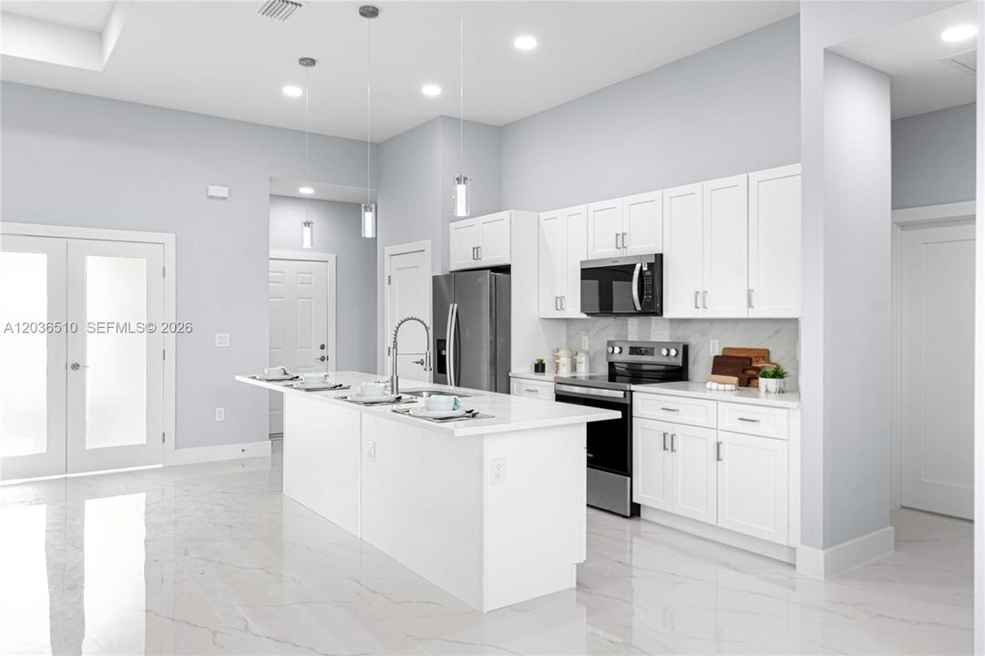 For Sale: $354,900 (3 beds, 2 baths, 1717 Square Feet)