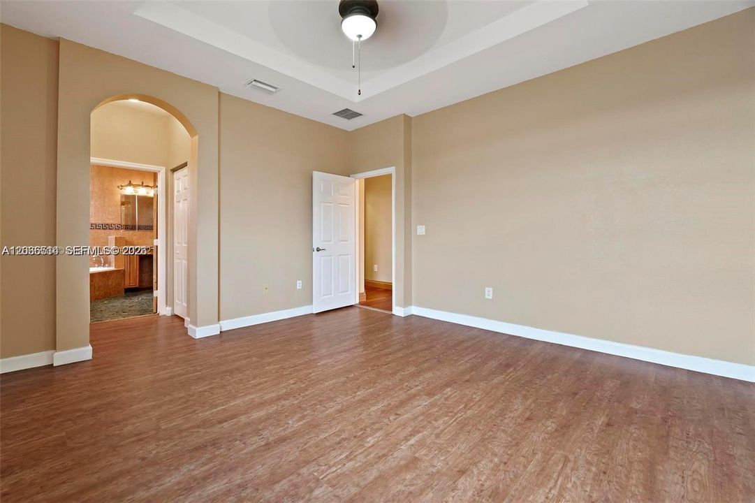 For Rent: $3,000 (3 beds, 2 baths, 1857 Square Feet)