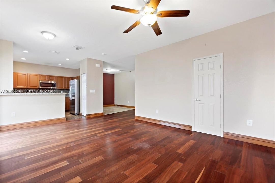 For Rent: $3,000 (3 beds, 2 baths, 1857 Square Feet)