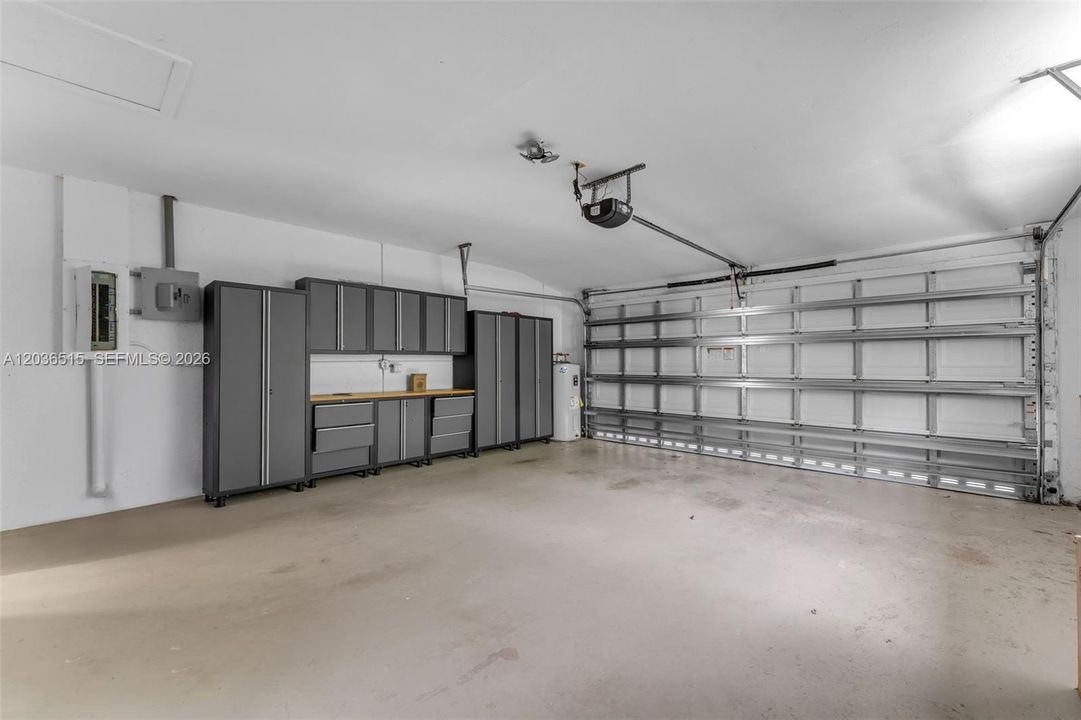 For Rent: $15,500 (4 beds, 3 baths, 2620 Square Feet)