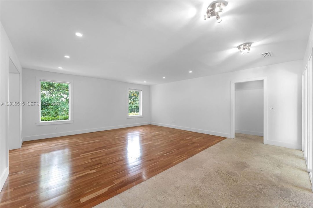 For Rent: $15,500 (4 beds, 3 baths, 2620 Square Feet)