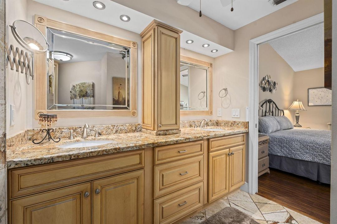BEAUTIFUL CABINETS