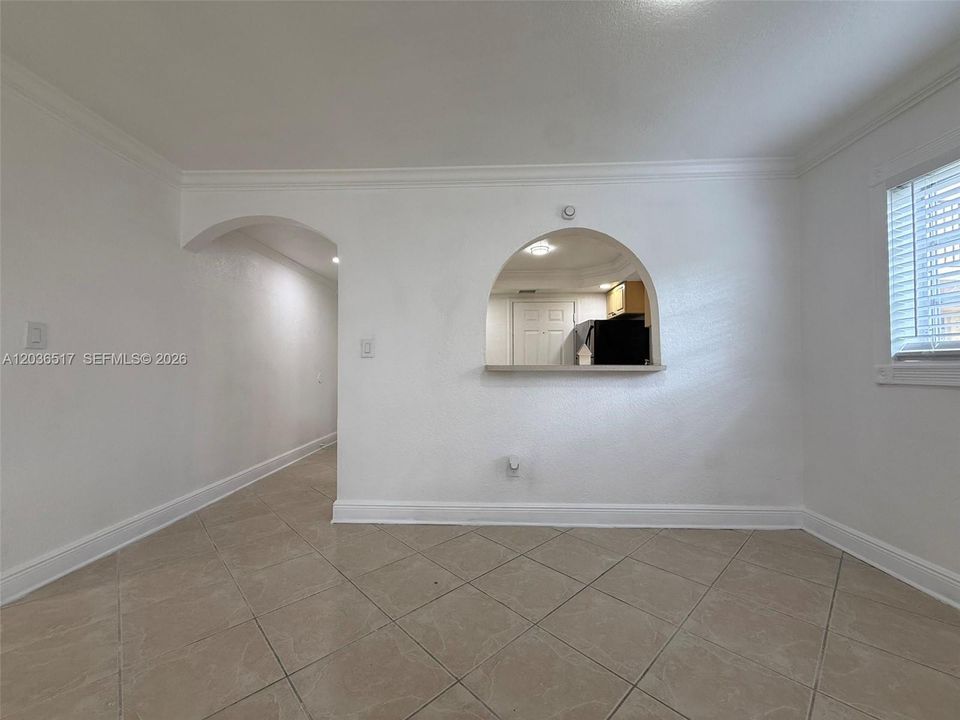 For Sale: $284,999 (3 beds, 2 baths, 1405 Square Feet)