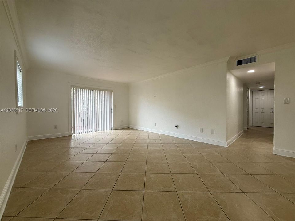 For Sale: $284,999 (3 beds, 2 baths, 1405 Square Feet)