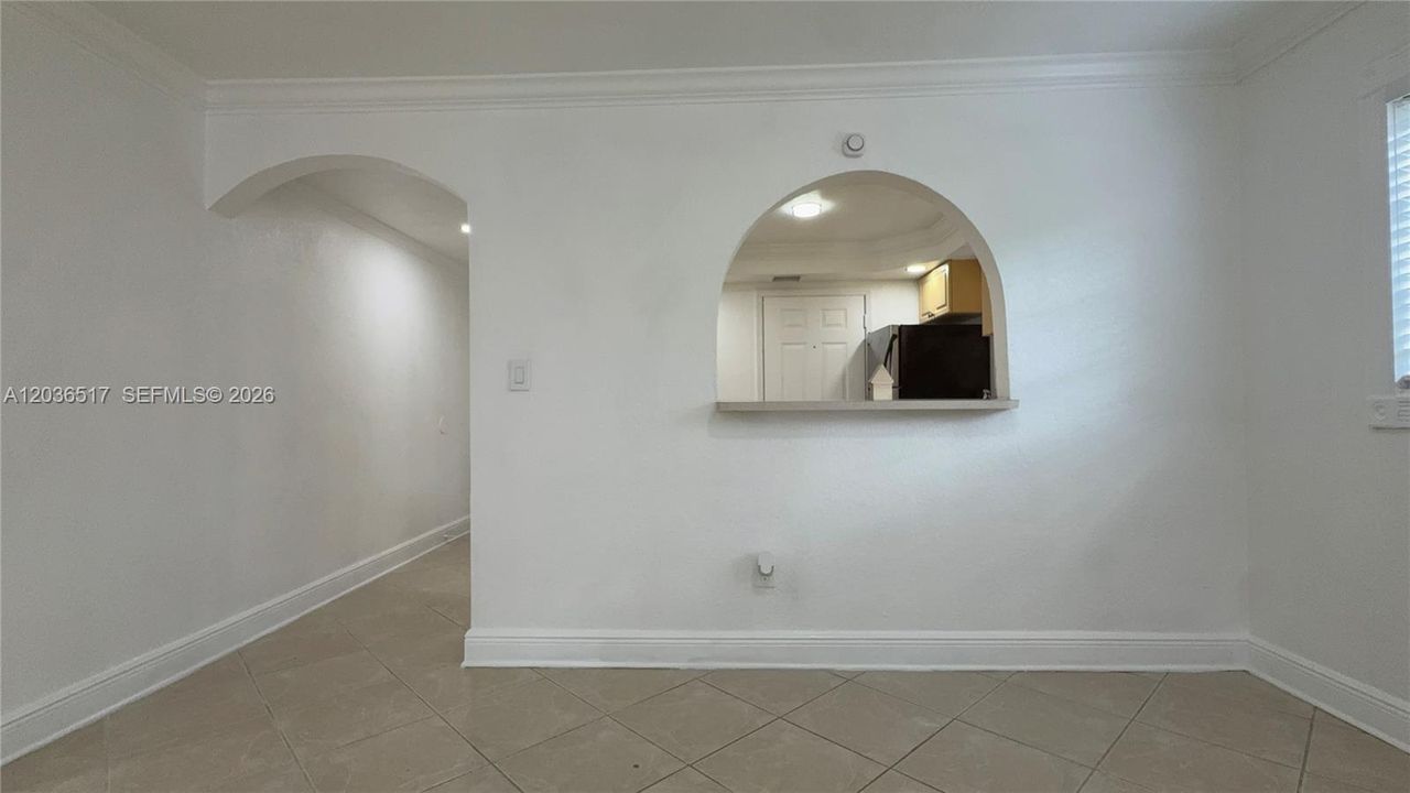 For Sale: $284,999 (3 beds, 2 baths, 1405 Square Feet)